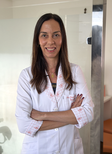 Dra. Janine Maria Andrade Barradas Souza - Corpo Clínico - A Clínica da Mulher